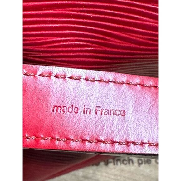 Louis Vuitton Petit Noe Red Epi Leather Vintage Shoulder Bag - Picture 12 of 15